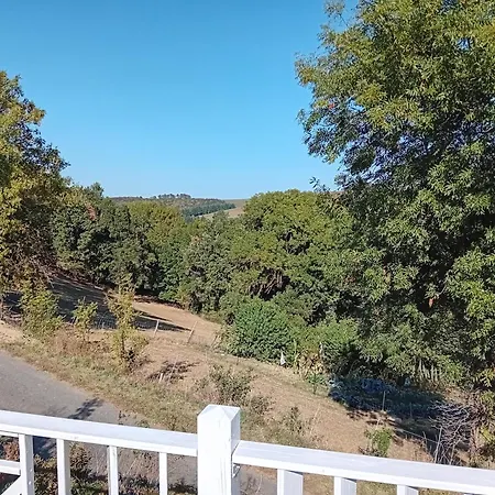 Roupillon A Janet Vakantiehuis *