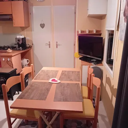 Roupillon A Janet * Curvalle