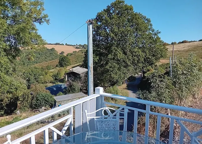 Roupillon A Janet Сasa de vacaciones Curvalle