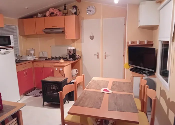 Roupillon A Janet Сasa de vacaciones