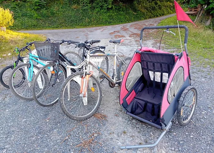 Roupillon A Janet Сasa de vacaciones *