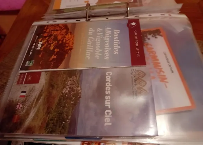 Roupillon A Janet Сasa de vacaciones Curvalle