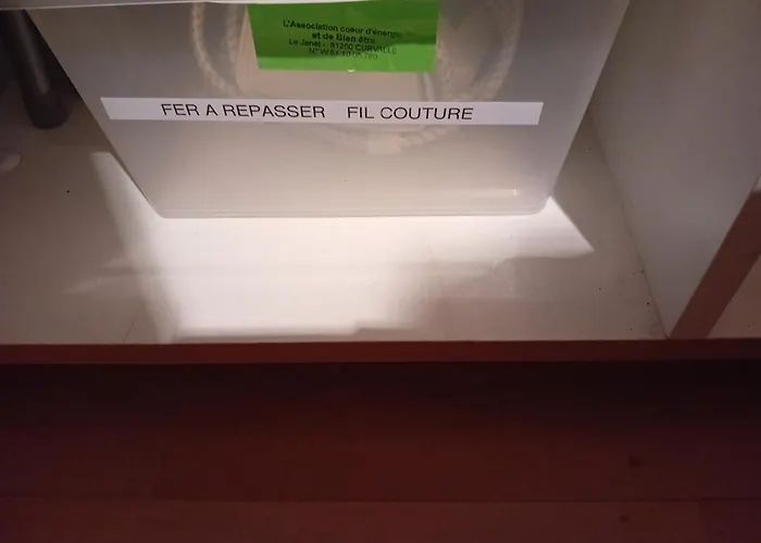 Roupillon A Janet Curvalle