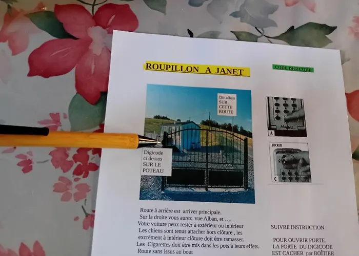 Roupillon A Janet Сasa de vacaciones Curvalle