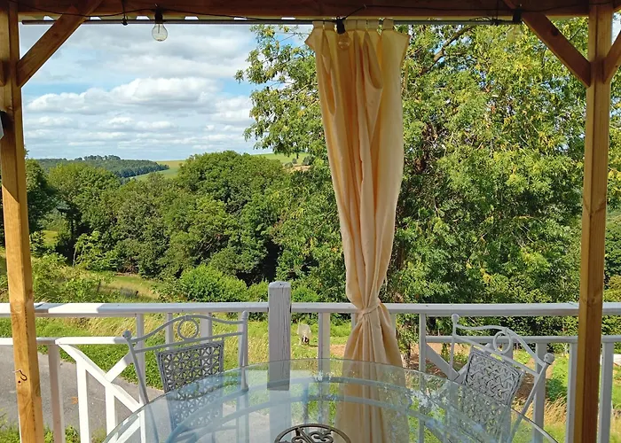 Roupillon A Janet Curvalle